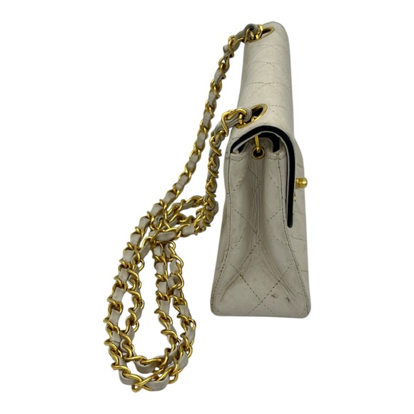 Chanel Vintage White Square Single Flap Bag - Picture 4 of 8